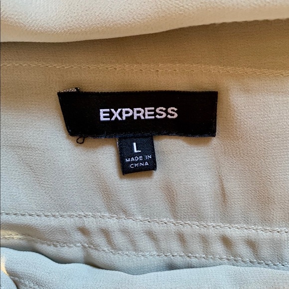 Express Gray Ruffled Tank - Picture 5 of 6